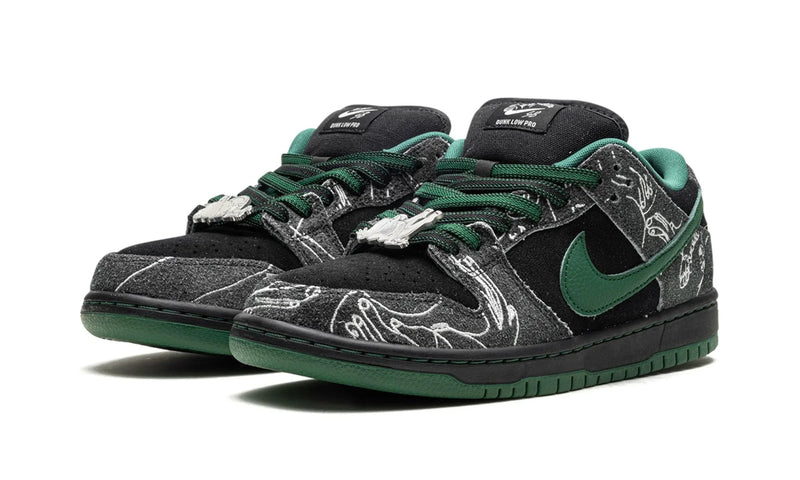 Tênis Nike Dunk Low SB "There Skateboards" Preto / Verde - Encomenda