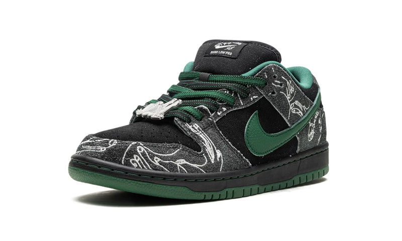 Tênis Nike Dunk Low SB "There Skateboards" Preto / Verde - Encomenda