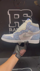 Tênis Nike Air Jordan 1 Retro High OG Hyper Royal - Pronta Entrega